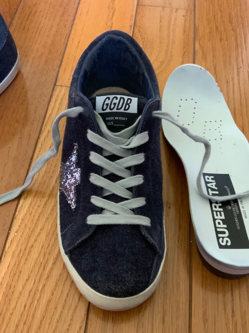 Golden Goose Superstar Womens 37 Sneaker - Picture 5 of 7